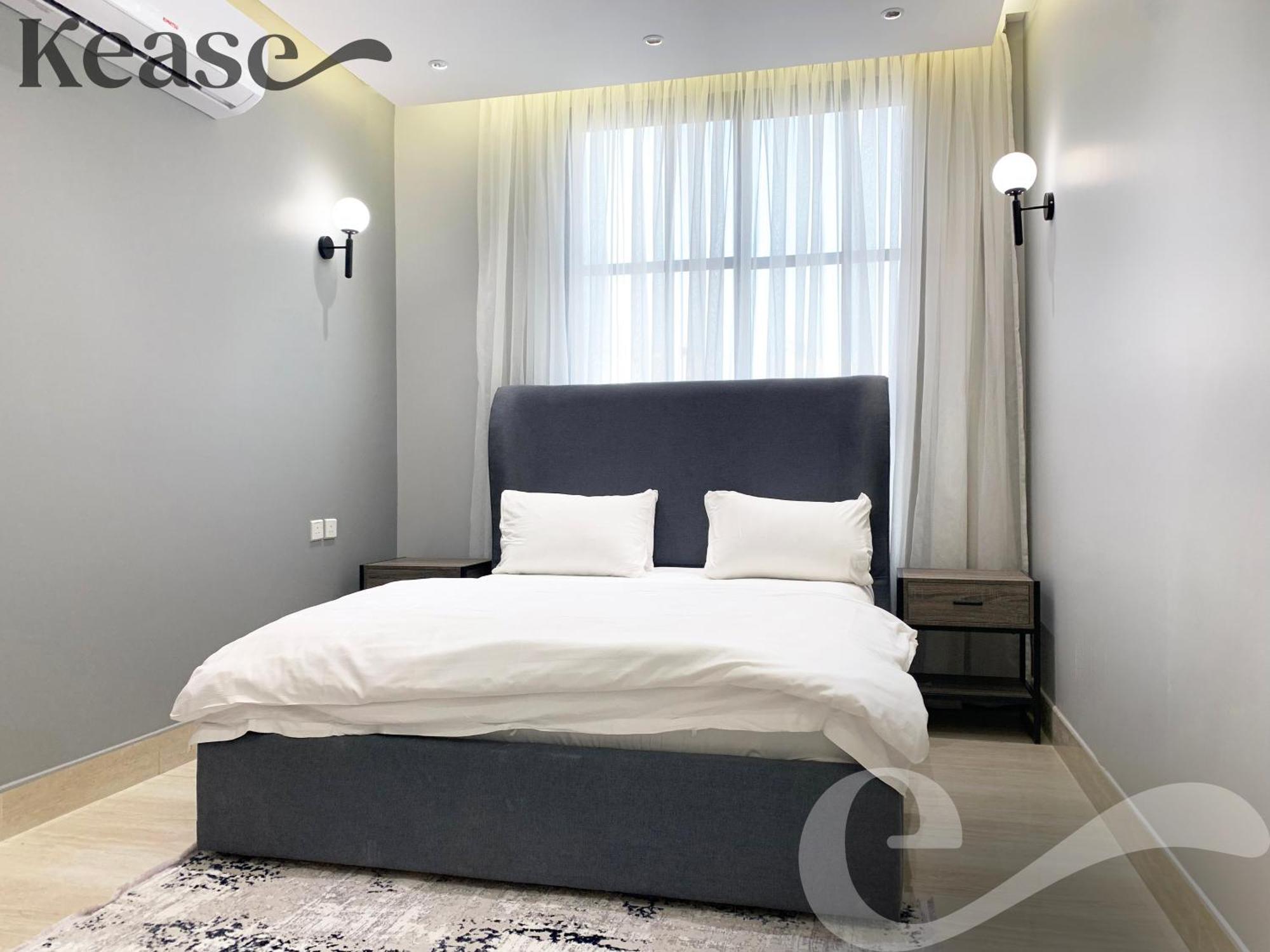 Kease Sahafa A-9 Royal Touch Balcony Az74 Riyadh